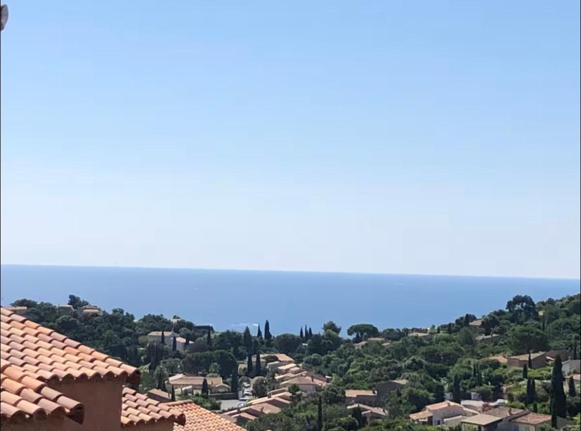 شقة Terrasse De 30M2 Vue Mer Panoramique 1 Chambre كافالير سور مير المظهر الخارجي الصورة