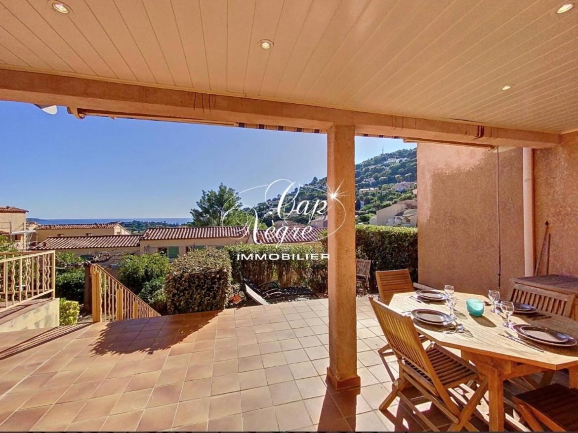شقة Terrasse De 30M2 Vue Mer Panoramique 1 Chambre كافالير سور مير المظهر الخارجي الصورة